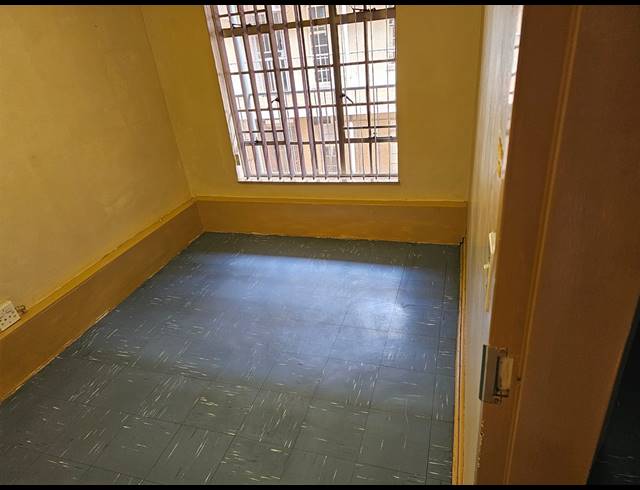 110M² APARTMENT BLOCK FOR SALE IN NELSPRUIT CENTRAL
